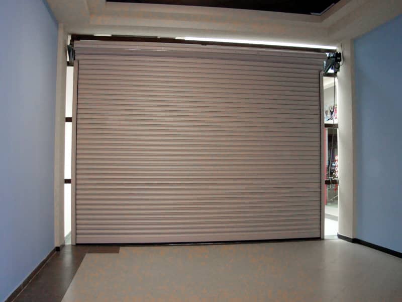 Роллетные ворота DoorHan в Махачкале с установкой