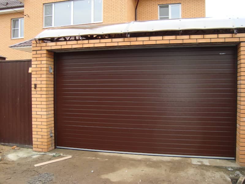 Секционные ворота DoorHan в Махачкале с установкой