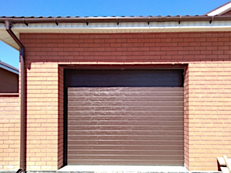 Алюминиевые гаражные ворота RSD01LUX 2500x2200 в Махачкале